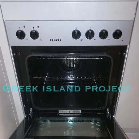 Greek Island Project تيرانا